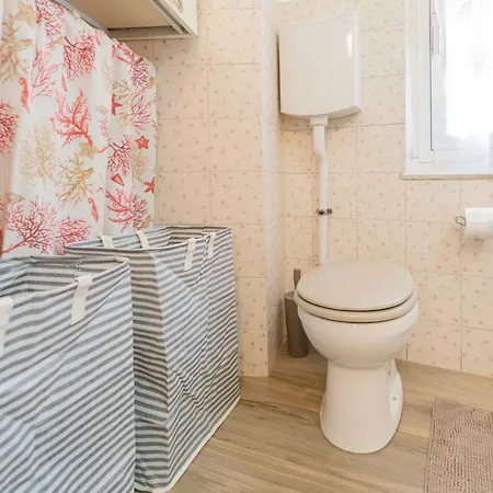 Apartamento 195 - Casa Ca Du Fiore, 20 Minuti Dal Mare Di Sestri *