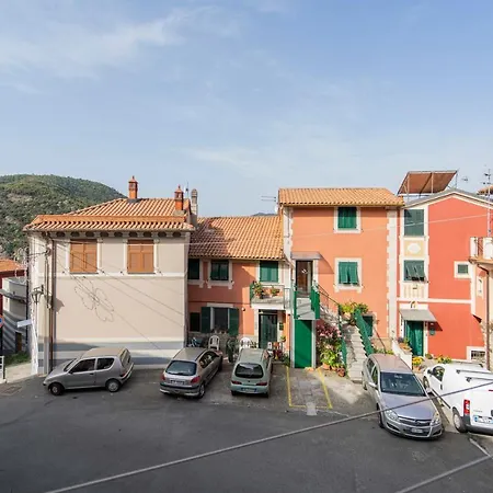 195 - Casa Ca Du Fiore, 20 Minuti Dal Mare Di Sestri Apartamento